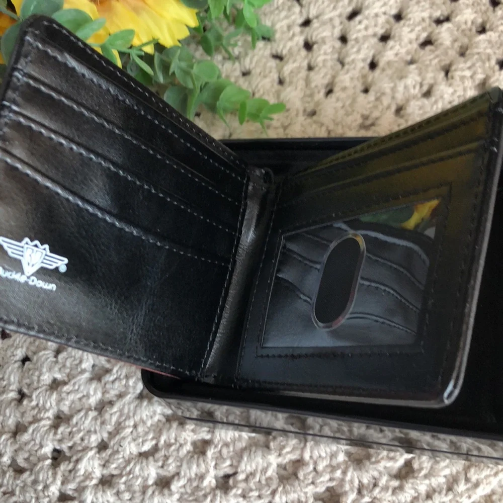 Buckle-Down South Park Eric Cartman Character Men’s Wallet